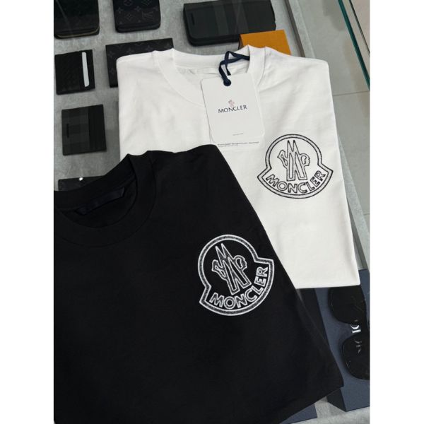 圖片 Moncler 經典 大logo素面設計 黑白二色 短袖T恤上衣