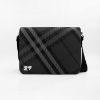 圖片 美國百分百【全新真品】Burberry 皮包 郵差包 8097351 斜背包 歐洲精品 logo 經典格紋 炭灰色 CZ64