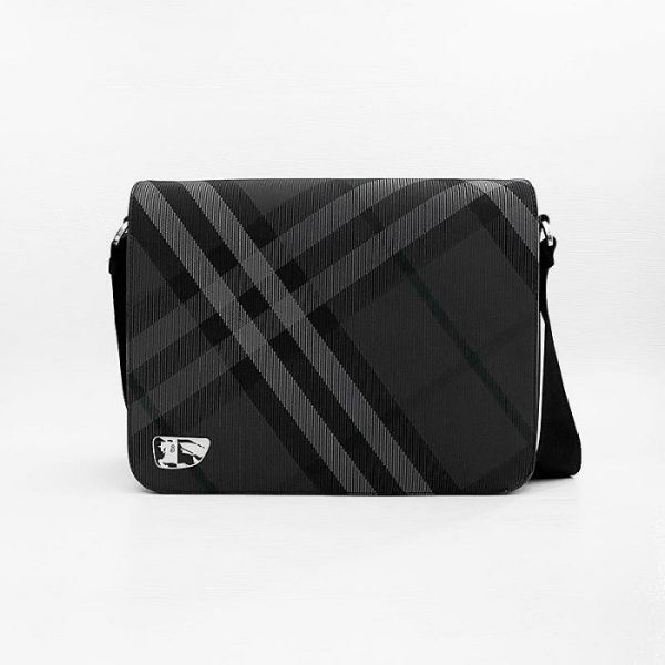 圖片 美國百分百【全新真品】Burberry 皮包 郵差包 8097351 斜背包 歐洲精品 logo 經典格紋 炭灰色 CZ64