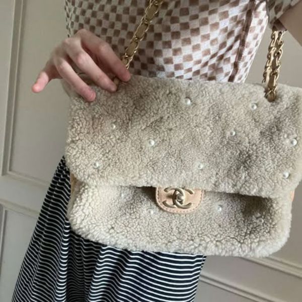 圖片 Chanel 泰迪麂皮珍珠毛毛包