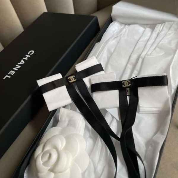 圖片 Chanel 25p黑色蝴蝶結髮夾