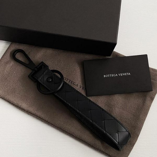 圖片 美國百分百【全新真品】BOTTEGA VENETA 真皮編織 鑰匙圈 BV 皮繩 掛件 歐洲精品 黑色 CZ36