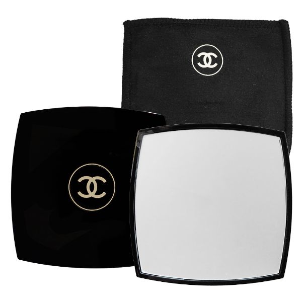 圖片 CHANEL BEAUTY 香奈兒美妝 雙C LOGO精緻方形巧妝鏡付布套