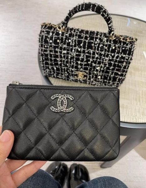 圖片 Chanel AP3833 新款 鏤空 CC 荔枝格紋卡片零錢包 黑金