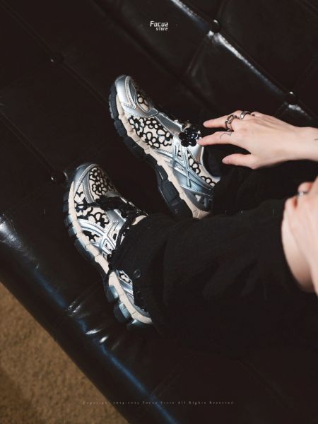 Cecilie Bahnsen x Asics Gel-Kayano 20 "Vanilla Pure Silver" 1203A984-250