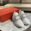 圖片 Roger Vivier 女款 Viv Run 水晶鑽方釦運動鞋 增高7.5公分 白色EU35-38