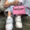 圖片 Roger Vivier 女款 Viv Run 水晶鑽方釦運動鞋 增高7.5公分 白色EU35-38