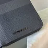圖片 BURBERRY 經典菱格紋直式拉鏈長夾