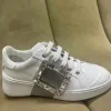 圖片 Roger Vivier 銀色裝飾水晶方釦皮革運動鞋 女款 Viv Skate EU 35.5/38