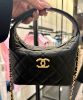 圖片 Chanel 香奈兒 CHANEL AP4484 黑色荔枝皮 大 CC 斜背包手提包便當盒包