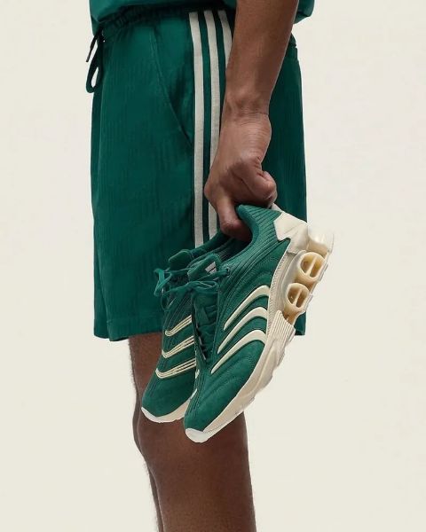 【Focus Store】Kith x Adidas Predator Megaride "Scarab White"JR9206