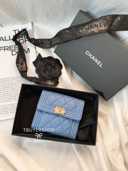 圖片 Chanel boy法國藍金扣 荔枝皮 三折短夾