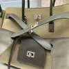 圖片 Balenciaga 835670 中款棉質小牛皮 Bel Air 包 卡其色