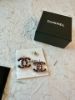 圖片 Chanel 黑粉皮穿 雙c 耳釘