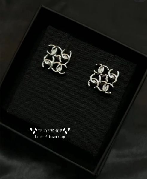 圖片 Chanel 銀色四花cc耳釘