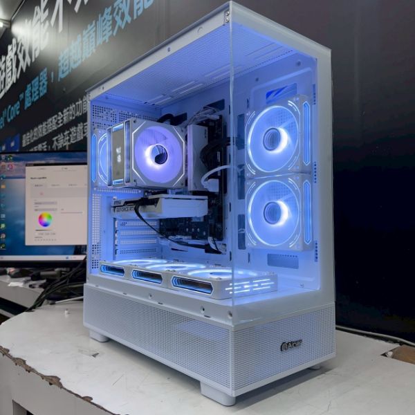 圖片 精靈10號 INTEL I5-14400F 白色 RTX5060 電競主機 雙風無限鏡 塔扇 海景房 電腦