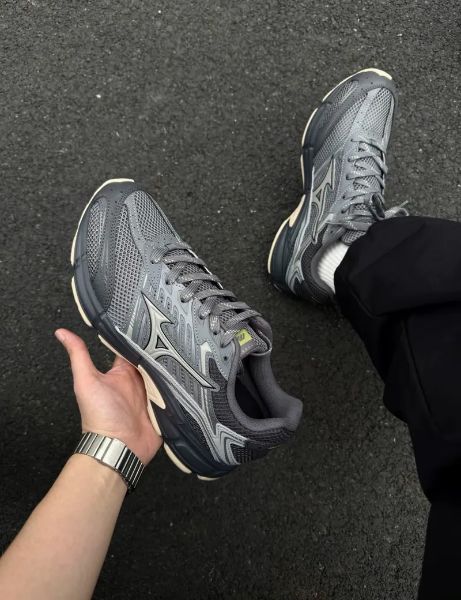 【Focus Store】Mizuno Speed 2010 "Grey" D1GH251704	