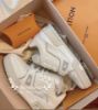 圖片 Lv trainer 白水泥 絕版色 含盒子提袋 送禮合適  尺寸37.5