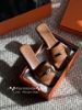 圖片 Hermes kelly拖鞋 金棕38.5非常百搭又好看 含盒子提袋、送禮也合適