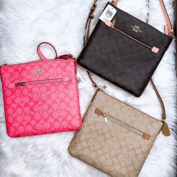 圖片  Coach 側扁包 Rowan File Bag 系列
