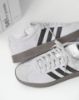 圖片 KTQ STORE 現貨 Adidas Neo VL Court 米灰色 黑色 麂皮 焦糖底 復古 板鞋 休閒鞋 德訓鞋 JR2560	