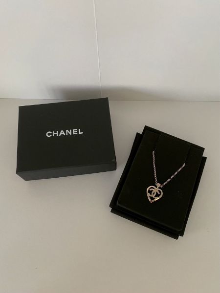 圖片 Chanel 小號愛心鏤空項鍊