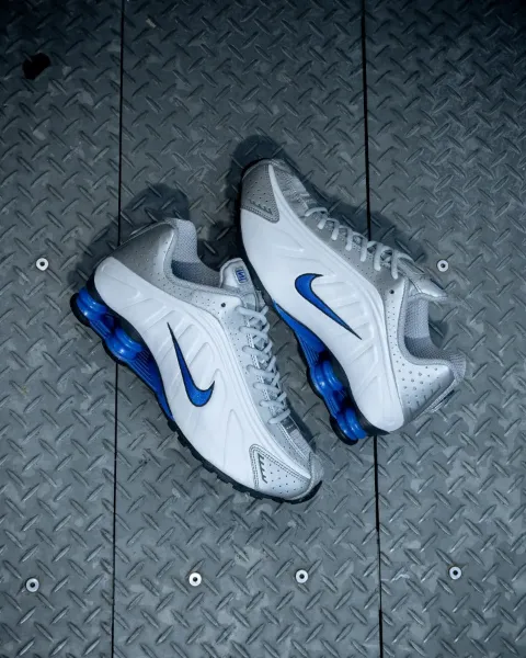 iSNEAKERS 現貨 Nike Shox R4 "Orlando" 銀藍 彈簧鞋 HQ1988-100