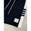 圖片 Thom Browne 新款 經典拼接 深藍白配色 男生 短褲