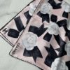 圖片 Chanel 25a山茶花蝴蝶結方巾