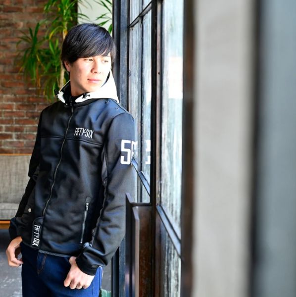 圖片 56DESIGN COLOR HOODIE MESH JACKET 黑白 艷色網眼透氣外套 防摔衣