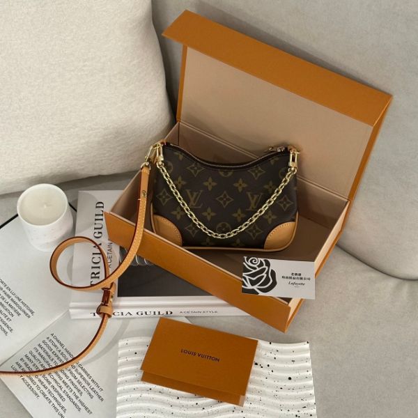 圖片 LOUIS VUITTON M25519 Nano Boulogne 牛角包