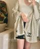 圖片 Chanel 24p 白 細閃鑽條紋cc圍巾披肩