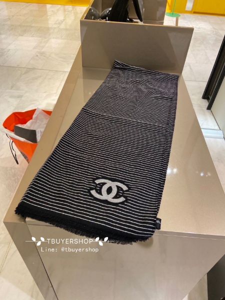 圖片 Chanel 24p 黑 細閃鑽條紋cc圍巾披肩