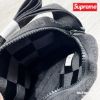 圖片 𝐌𝐫.𝐏𝐚𝐧𝐠𝐤𝐚©現貨🖤Supreme Woven Shoulder Bag 編織包 小包 斜背包 編織小包 BV