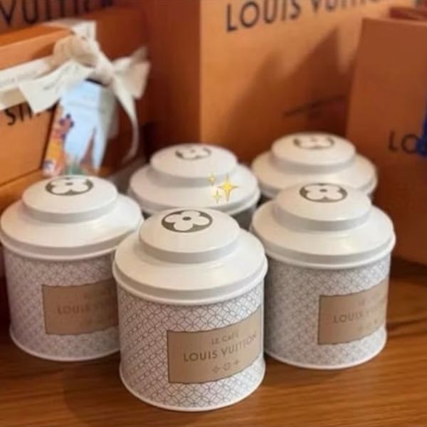 圖片 𝐌𝐫.𝐏𝐚𝐧𝐠𝐤𝐚©現貨🖤全球唯一曼谷限定🌍LOUIS VUITTON 泰國 芒果白茶禮盒 LV 茶葉 限量