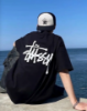 圖片 𝐌𝐫.𝐏𝐚𝐧𝐠𝐤𝐚©現貨🖤STUSSY BASIC STÜSSY TEE 基本款 背面大LOGO 胸口小LOGO 短T