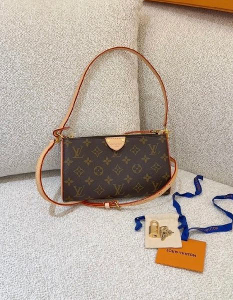 圖片 【LV】PPOCHETTE TIRETTE 麻將包 棕色老花 M12859