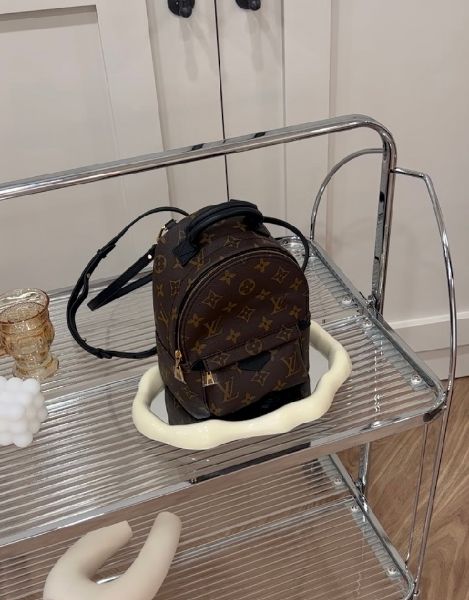 圖片 【LV】PALM SPRINGS MINI小書包 棕色老花 M44873