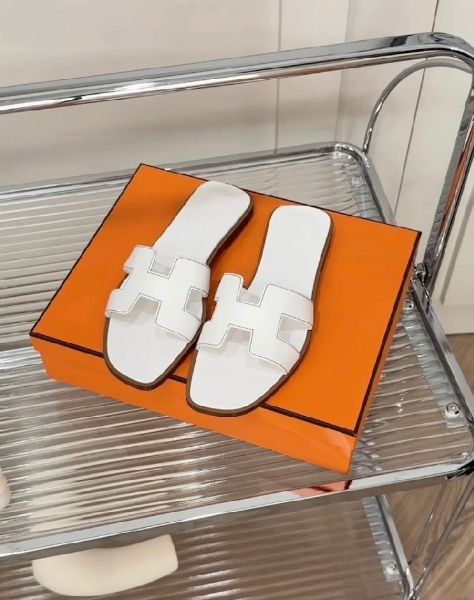 圖片 【HERMES】ORAN經典H拖鞋 白色
