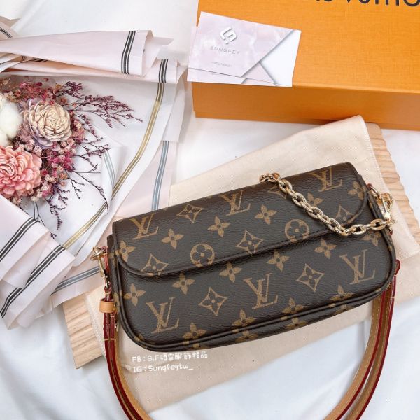 圖片  Louis Vuitton 路易威登 信封包 Wallet on Chain Ivy  信封包 
