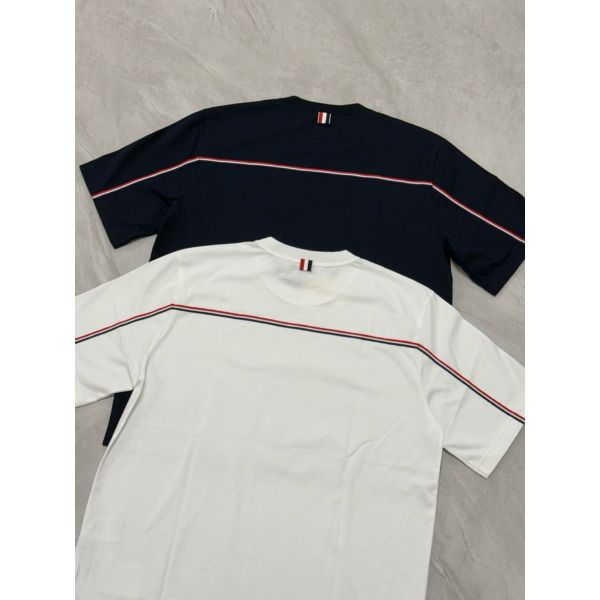 圖片 Thom Browne TB 新款 背後紅白藍配色 深藍、白色 短袖T恤上衣