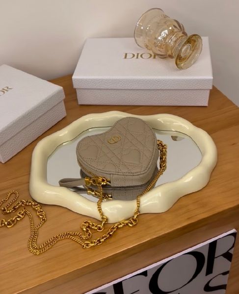 圖片 【DIOR】CARO 藤格紋心型協跨包 米色