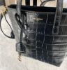 圖片 《現貨2~3日可收到! 》 SAINT LAURENT YSL 鱷魚皮壓紋皮革托特包