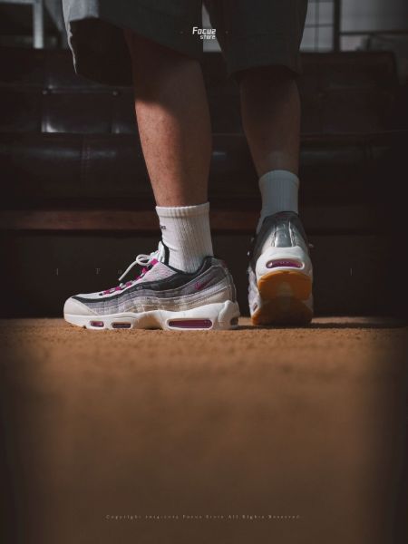 Focus Store Nike SB x Nike Air Max 95 Cactus Flower HF7545100	