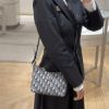 圖片 《現貨2~3日可收到! 》DIOR 30 Montaigne Diorling 附鏈帶迷你包 藍色 Dior Oblique 緹花