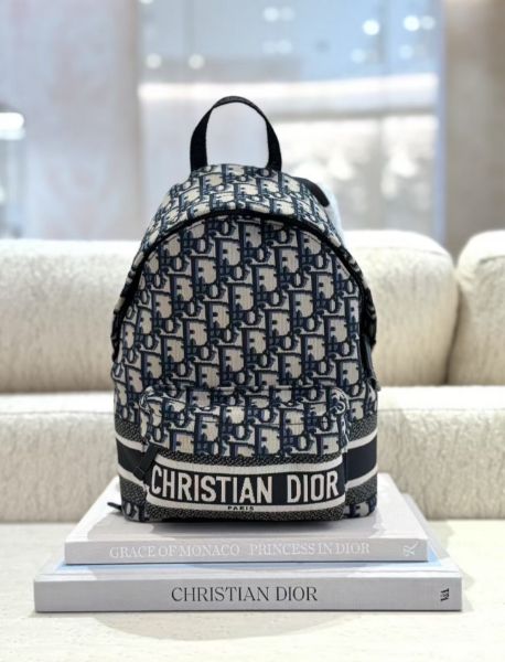 圖片 Dior 迪奥新款 Dior新款小號 TRAVEL  老花雙肩包32X24X10cm