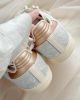 圖片 Adidas Originals Samba OG 珍珠香檳 米杏色 淺灰色 香檳金 絲綢 珍珠 金鍊 復古 德訓鞋 T頭鞋 JQ2616/預購