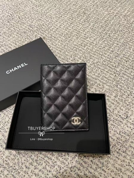 圖片 Chanel 25b 黑金 荔枝皮 水鑽雙C logo護照夾