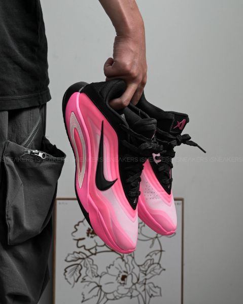 iSNEAKERS 現貨 Nike A'ja Wilson A'One 粉黑籃球鞋 FZ8606-001