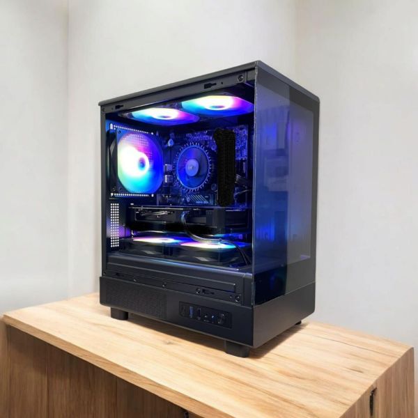 圖片 Intel I5 12代  RTX5060 遊戲主機